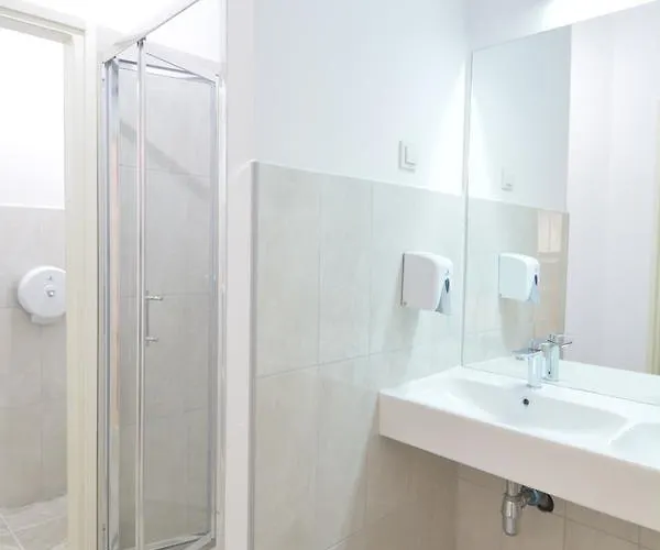 旅馆 圣老楞佐旅舍